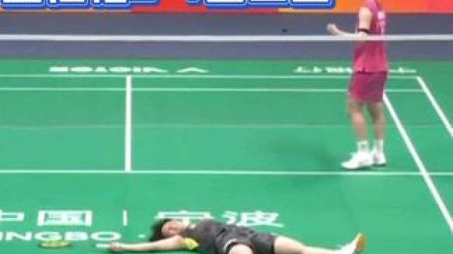 王祉怡2-1山口茜杀进决赛