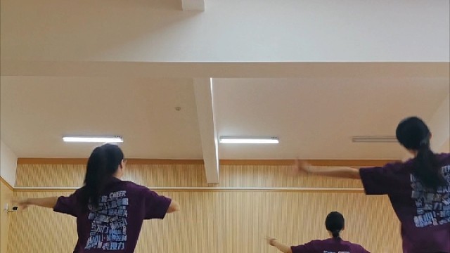 我下课啦 补个觉～一点开播！么么哒哥哥们！