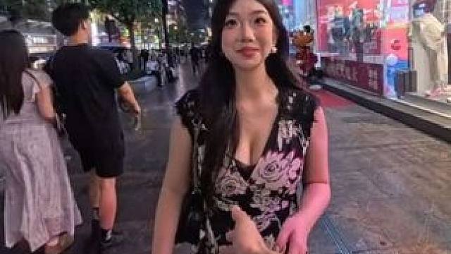 勇敢地伸出顾你的手