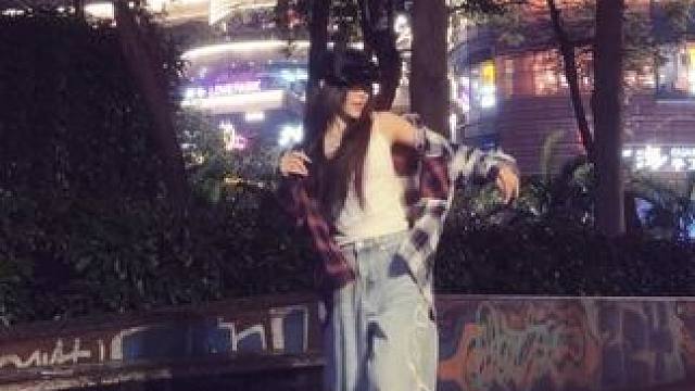 自由始终是我们的人生底色