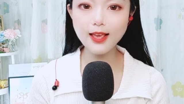 我要吹泡泡……一首甜甜的恋爱歌，希望大家都能遇到对的另一半，甜蜜又幸福。