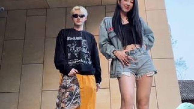 我看谁还没跳这个小冰淇淋