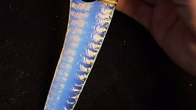 非遗打制石器工艺，普通人也能用的快递刀#打制石器 #打制石器过程 #艺术品 #热门