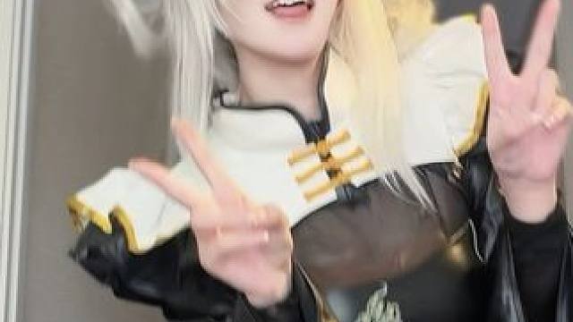 好烦到底要吃多少辣条 才能变成辣妹