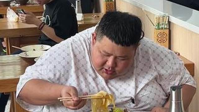 在邯郸吃个ber面竟然见到族长本人！他家很好吃！