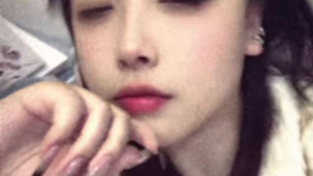 kiss