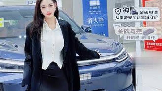13万级家用混动SUV优选吉利银河M7，省油好开空间大，通勤长途都适配，家用代步稳稳拿捏