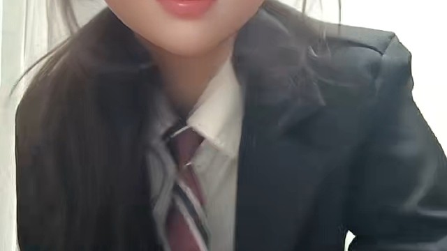 我拿什么跟她比，她买肯德基从来不看星期几