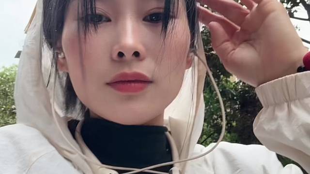 风中凌乱飘摇