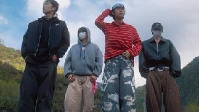 喜欢这个慵懒的氛围感