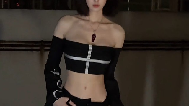 威风凛凛小姐姐