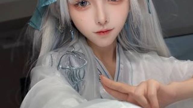 白衣汐汐