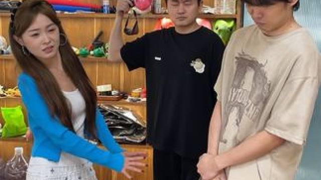 俄罗斯轮盘赌带妹版