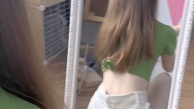 漂亮小妹
