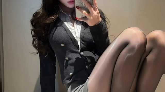 黑丝姐姐