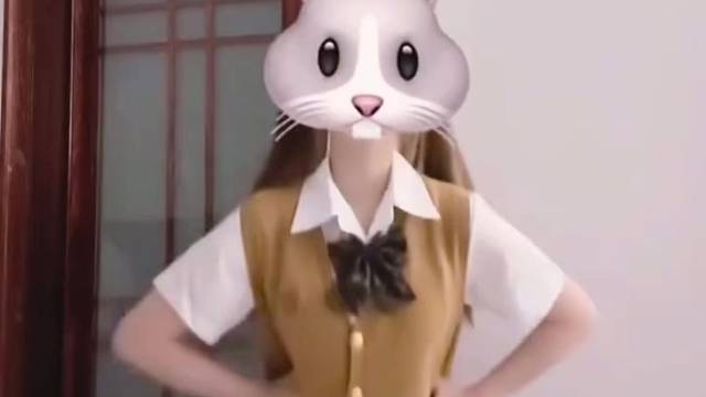 干嘛呢好无聊快来和我打王者