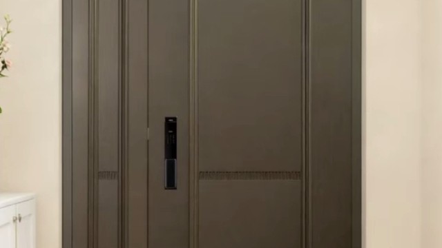 深咖哑光质感