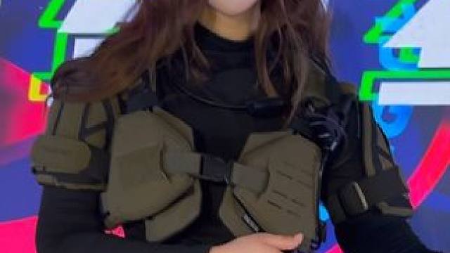 从今天开始靠脸吃饭了