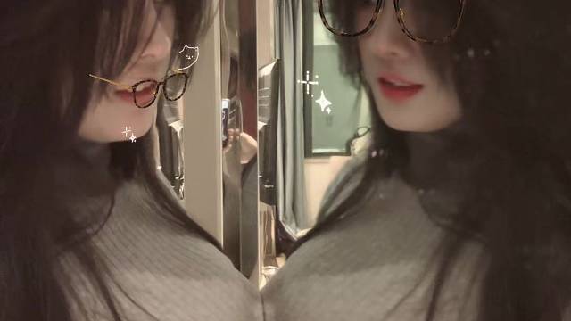 介绍一下.这是我妹妹