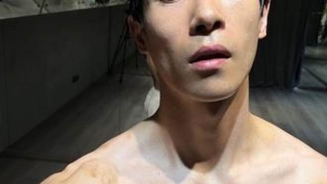 第一次变装…请大家指点一二，谢谢。