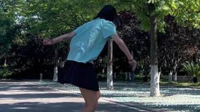 一直给你撑腰的 是你的尾骨和脊椎
