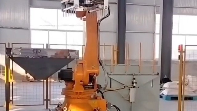 厂区降本增效神器｜智能拆垛机器人，精准拆垛不撒料，省时省力更省心#拆垛机器人#拆包机器人#拆包投料