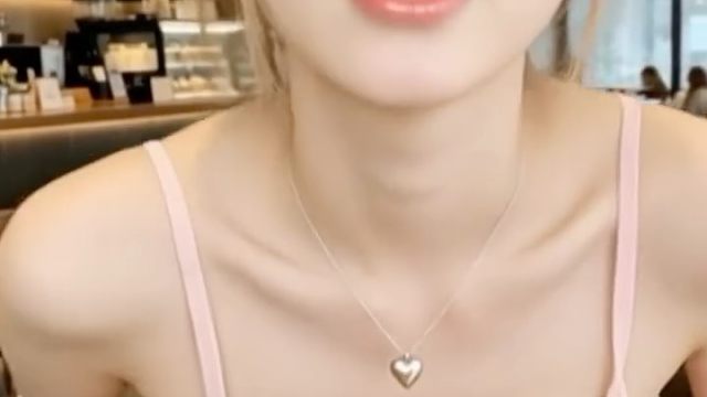 你为啥还不来啊？我都等着你呢…