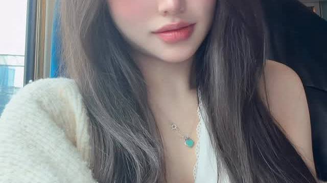 要和我一起去看樱花吗？