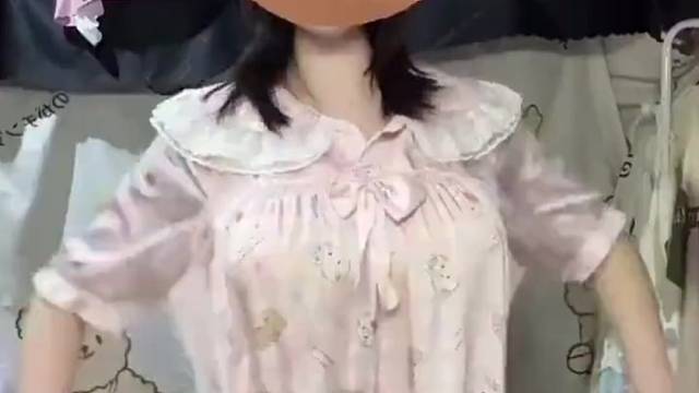 在宿舍很嗨皮