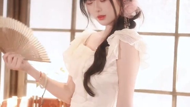 小美女