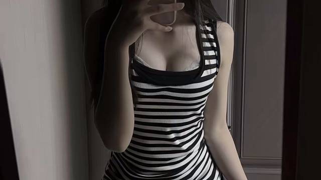 滚开 一股小狗味