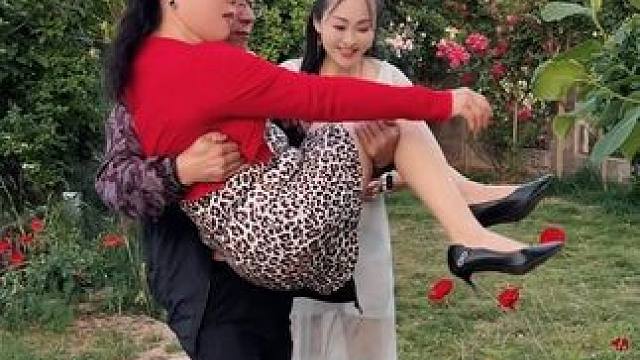 看一遍笑一遍
