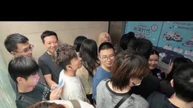 开始的倾心交谈 沦为平淡 全部 都与我无关