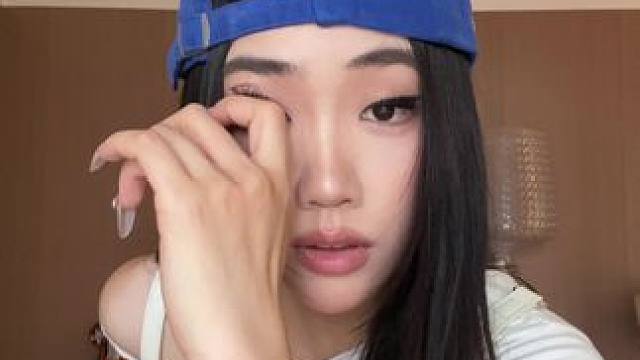 扶睫毛已经成为每天固定动作了
