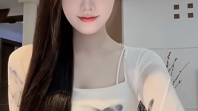 美女热舞