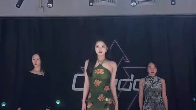 暧昧
