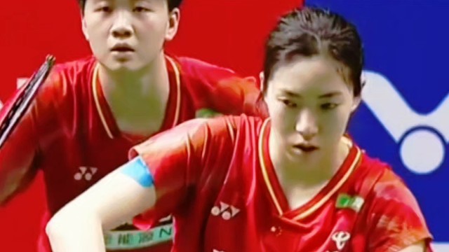 鲍骊婧/曹梓涵上演惊天逆转，逆转头号种子登顶泰国赛