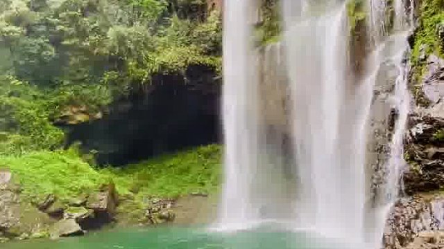 天河瀑布.雅安