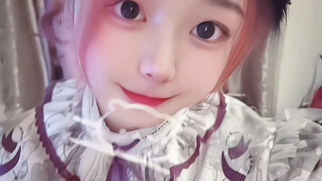 世界破破烂烂 小猫尝尝咸淡