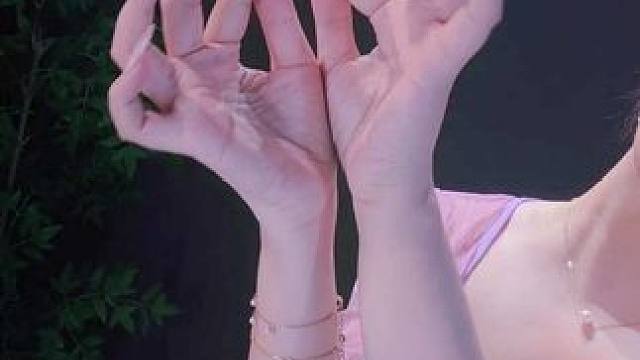 十里桃花待嫁的年华