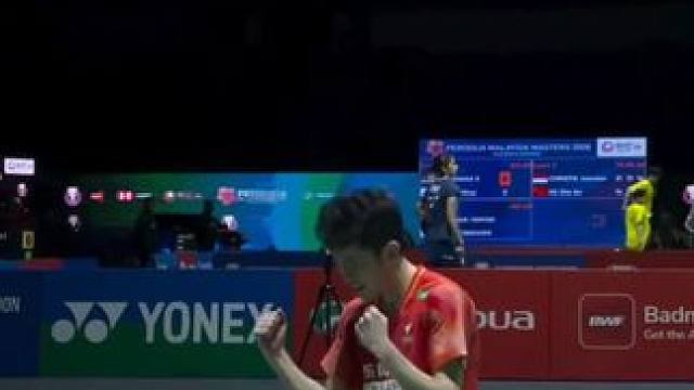 胡哲安逆转战胜乔纳坦，首次晋级超级500赛四强！