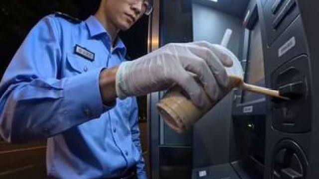 来看点正常视频，修复大脑吧