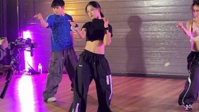 话到嘴边又咽了回去 以此获得饱腹感