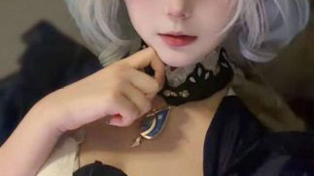 到底是谁在谈cos女朋友啊！