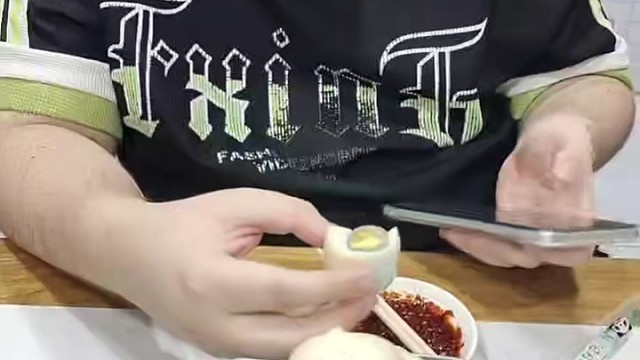 自媒体刘博海吃早点的视频！