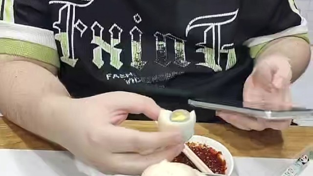 自媒体刘博海吃早点的视频！