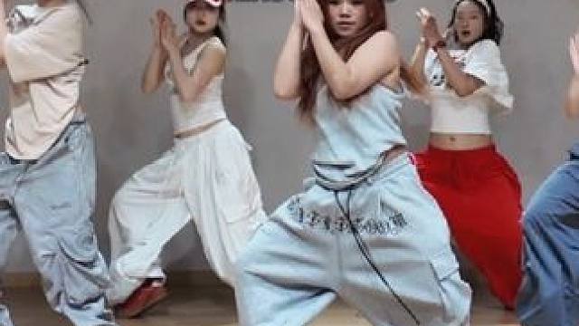 舒服小歌儿和舒服小舞