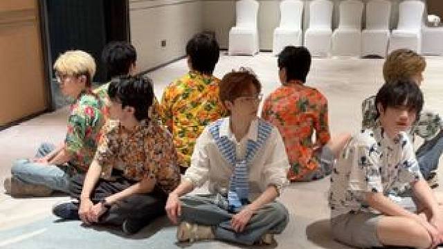 假装在沙滩上