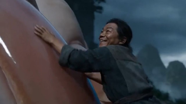 你爬上去干啥，当跳蚤？