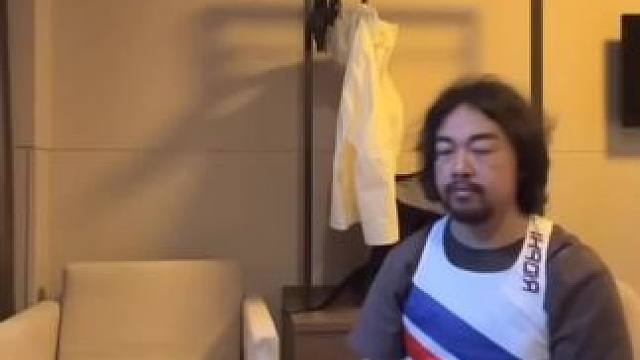 钱塘江上潮信来
今日方知我是我